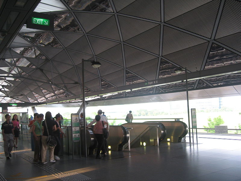 File:Expo MRT Station 2.JPG