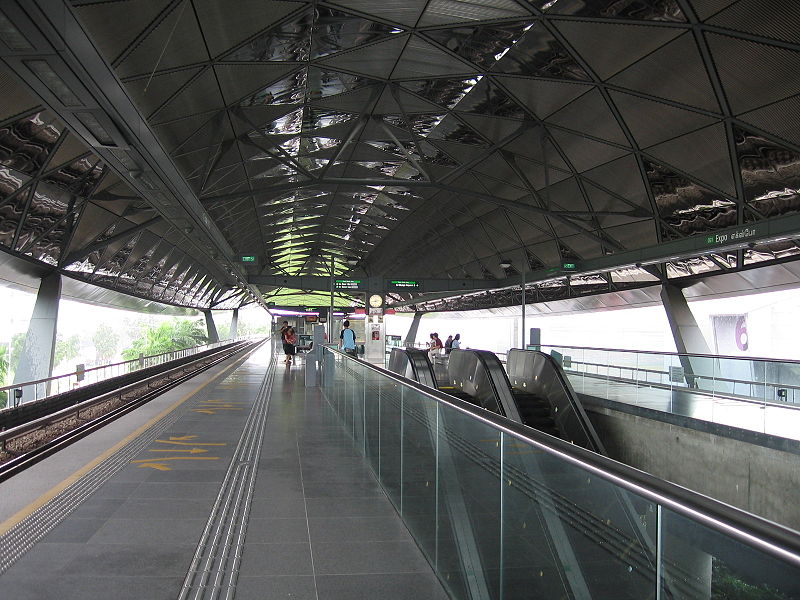 File:Expo MRT Station 4, Jul 06.JPG